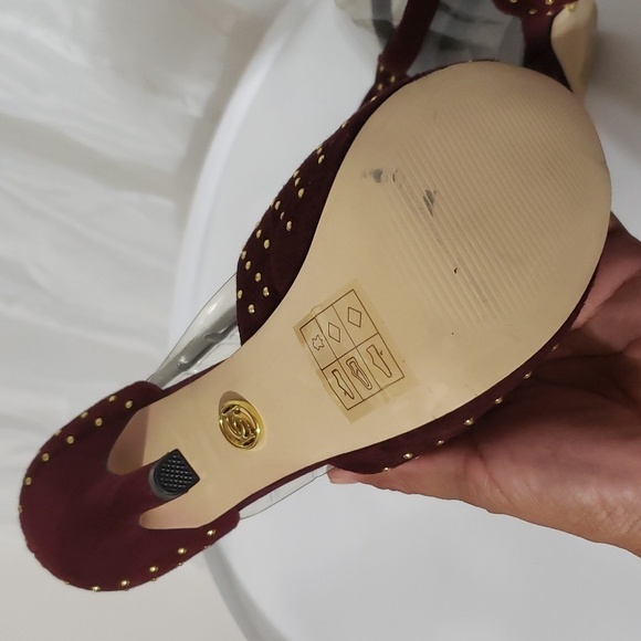 Bebe Burgundy with gold accents platform Heels size 6 - Picture 6 of 10